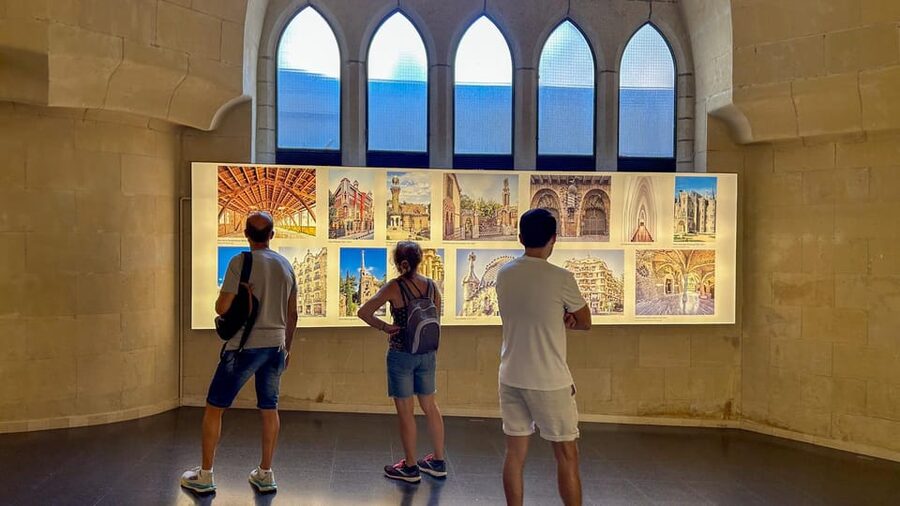 Early Access to Sagrada Familia w/ Optional Tower Access - Optional tower access and the stairs down