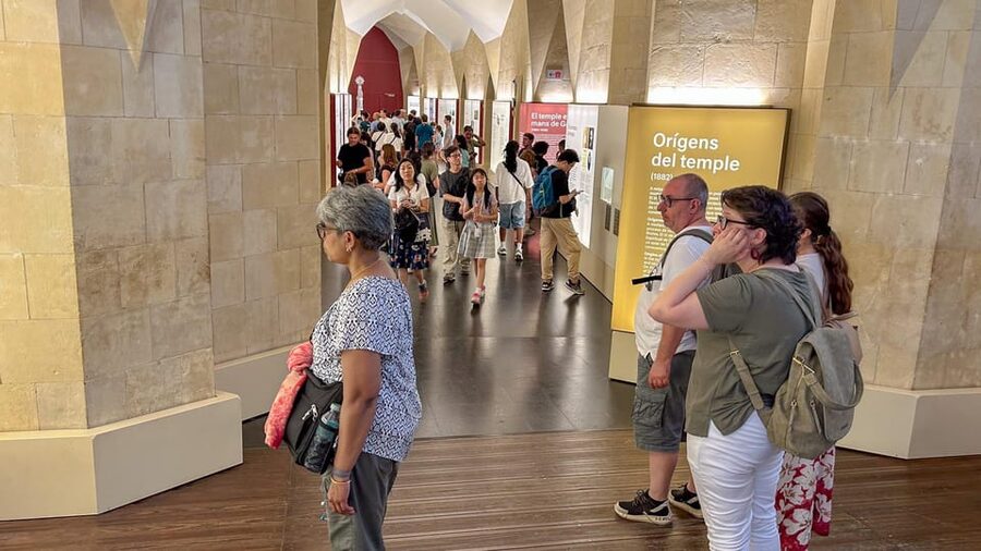 Early Access to Sagrada Familia w/ Optional Tower Access - Clothing, bags, and other rules to plan for
