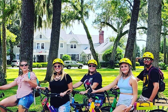 Electric Bike Art and Architecture Guided Tour in Jacksonville - Memorial Park brings the first quiet pause