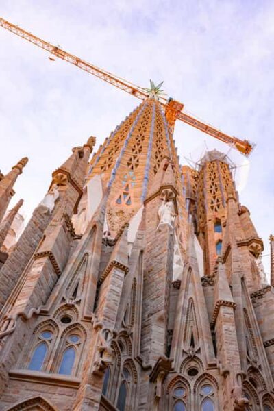 Explore Montserrat and La Sagrada Familia in one day