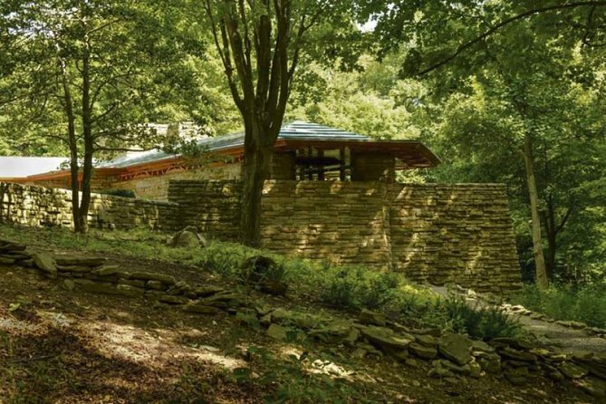 Fallingwater and Kentuck Knob - Two Visions of Frank Lloyd Wright - Key points to know before booking