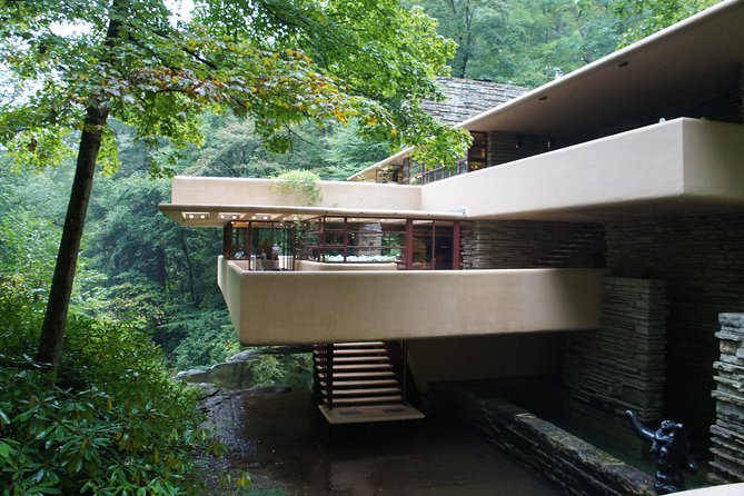 Fallingwater and Kentuck Knob - Two Visions of Frank Lloyd Wright - Leaving Pittsburgh on the Pennsylvania Turnpike