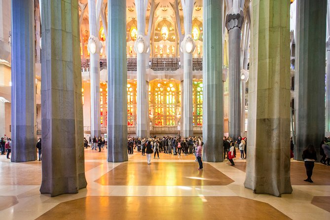 Fast Track Sagrada Familia & Park Guell the best of Gaudí - The coach ride to Park Güell