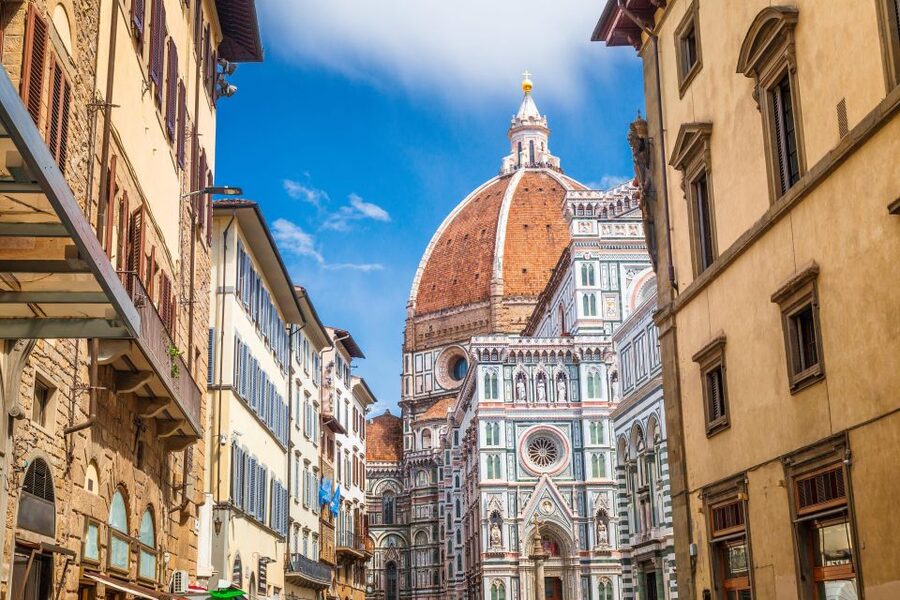 Florence: Brunelleschi's Dome Climb & Cathedral Museum tour - Meeting the guide at Piazza del Duomo