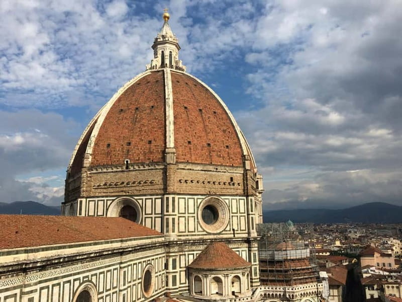 Florence: Brunelleschi’s Dome Guided Tour for City Views - Reaching the top for Florence’s 360-degree view