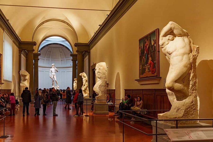 Florence: David, Cathedral & City Highlights Guided Tour - Florence’s streets from Piazza della Repubblica to Ponte Vecchio