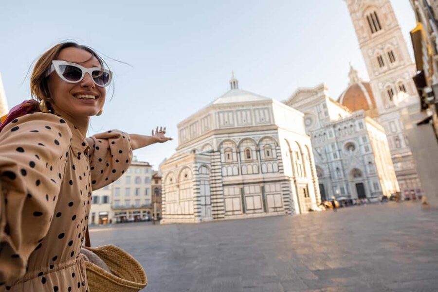 Florence: Duomo Tour with Brunelleschi's Dome Climb Ticket - Inside Santa Maria del Fiore with a small group