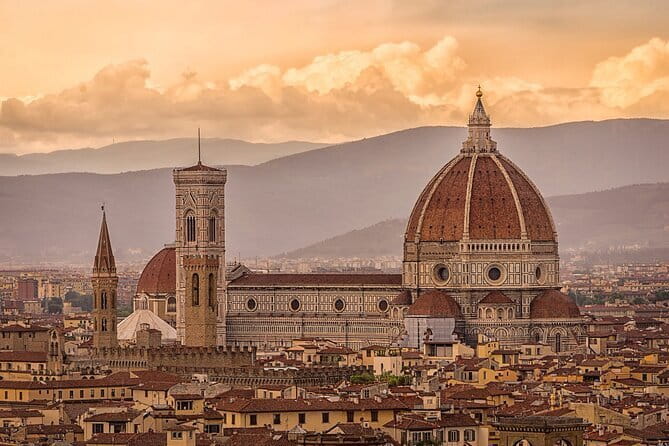 Florence: Guided tour of Santa Maria Del Fiore - Meeting point and the shape of the visit