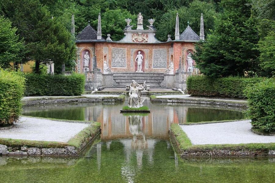 From Vienna: Melk Abbey to Salzburg - Baroque Gems - A quiet cross-border stop at Anger
