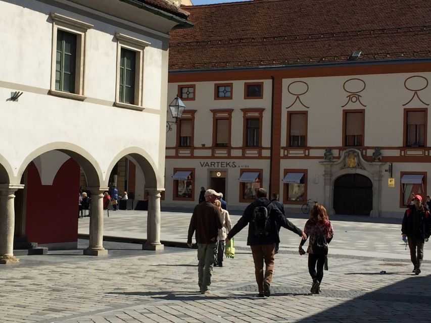 From Zagreb: Varazdin Baroque Town & Trakoscan Castle - The cemetery stop with a different kind of beauty