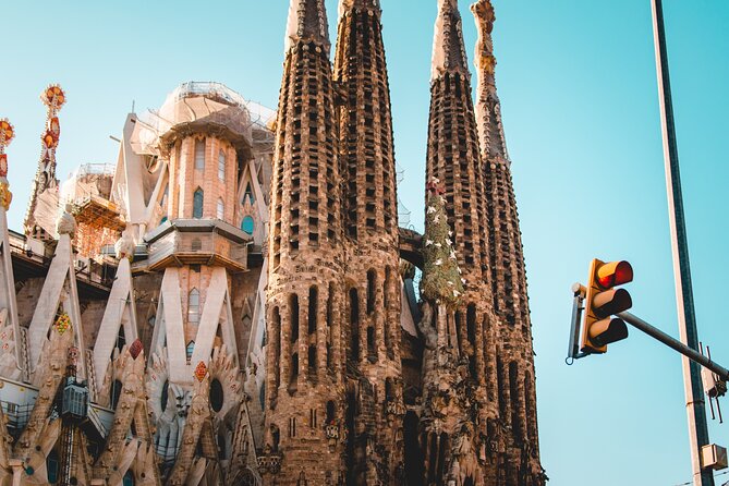 Gaudi and La Sagrada Familia Exterior Self-Guided Audio Tour - Reading the Birth façade with Gaudí’s ideas in mind