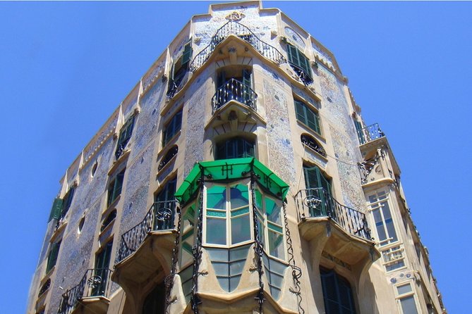 Gaudí and Modernist Art: Guided Tour in Palma de Mallorca - Who will get the most from this tour