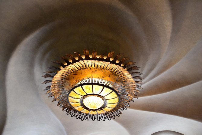 Gaudi's Casa Batlló and La Pedrera with Chocolate Tasting - Who should book this Barcelona tour?