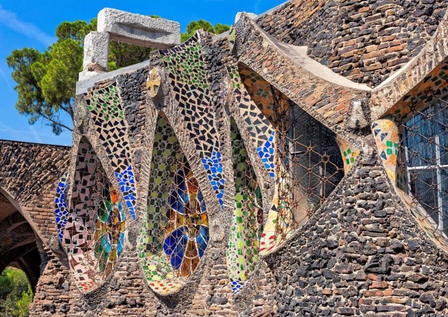 Gaudi's Crypt in Colonia Güell with Audioguide - The audioguide and the pace of the visit