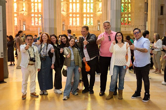 Gaudis Sunset Sagrada Familia and Parc Güell Guided English Tour - The private ride to Park Güell