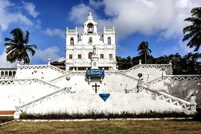 Goa Walking tour: History, Culture, Art and architecture - Starting at the Head Post Office in Panjim