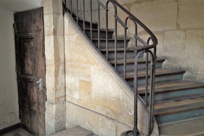 Gothic Paris - Castles & Cathedrals (Marais History Walk-Small Group Tour) - A short walk through Paris’s older side