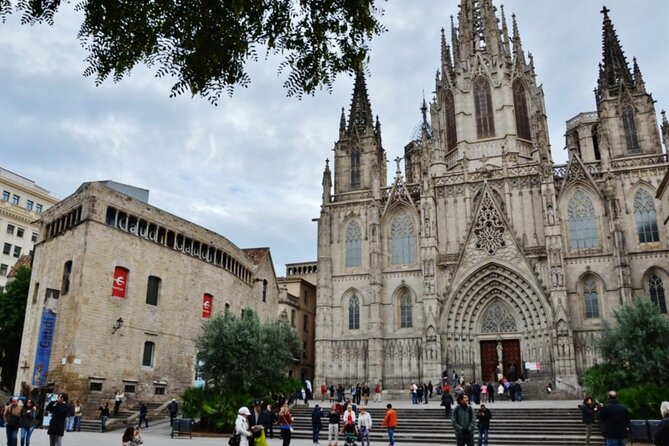 Gothic Quarter Barcelona Tour with Audioguide - Medieval Barcelona at Santa Anna and the Cathedral