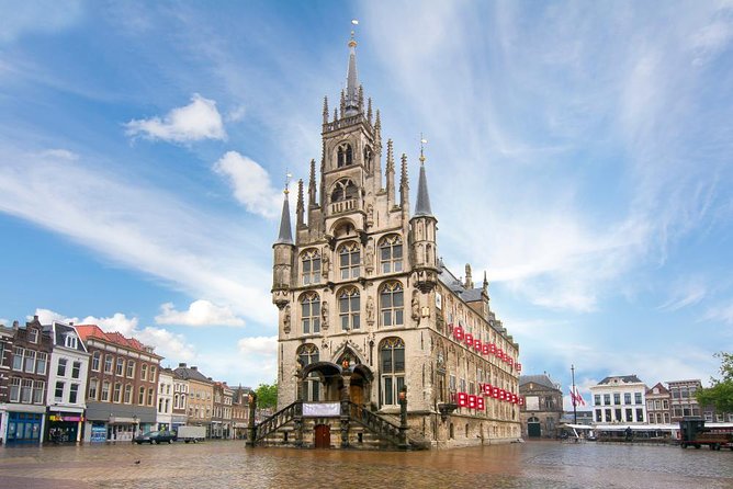 Gouda Private Walking Tour: History, Architecture & Cheese - The cheese promise deserves special attention