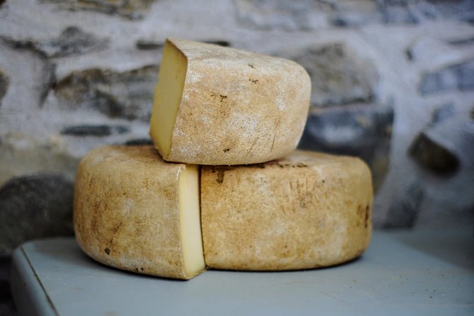 Gouda Private Walking Tour: History, Architecture & Cheese - De Goudse Waag and Gouda’s cheese trade