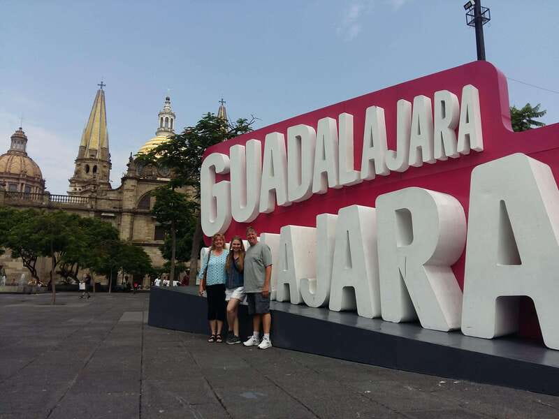 Guadalajara: Culture, Architecture, and Market Walking Tour - Key points at a glance