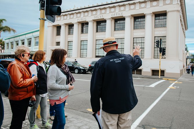 Guided 2pm Afternoon Art Deco Walk from Napier Art Deco Trust - How much walking and detail should you expect?
