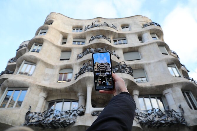 Guided private morning tour of La Pedrera with Casa Batlló ticket - Why La Pedrera deserves the morning