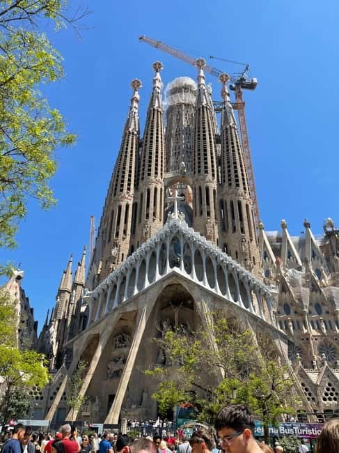 Guided Tour of Sagrada Familia - Gaudi's dream - Key points at a glance