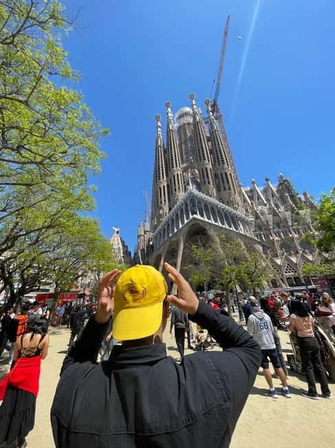 Guided Tour of Sagrada Familia - Gaudi's dream - The Nativity Façade and Gaudí’s outdoor storybook