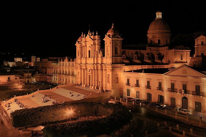 HALF DAY Excursion - Noto BAROQUE - What the air-conditioned vehicle adds