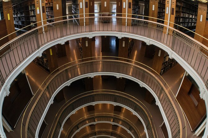 Helsinki architecture tour with a city planner - The Pohjola Insurance Building and Finnish design