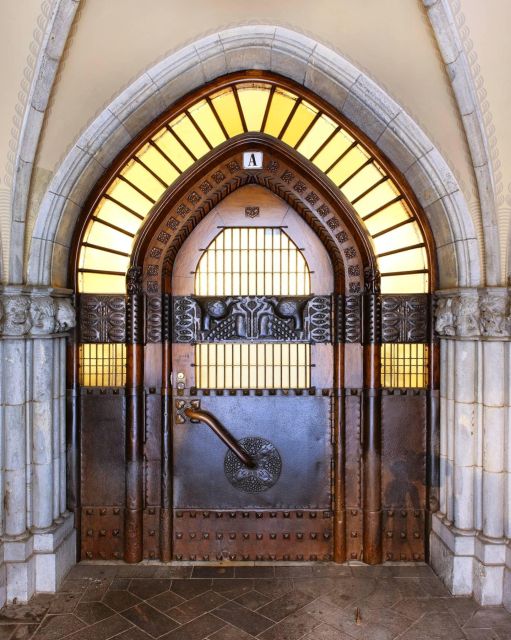 Helsinki: Architecture Walking Tour with Expert - Who will enjoy this Helsinki architecture tour