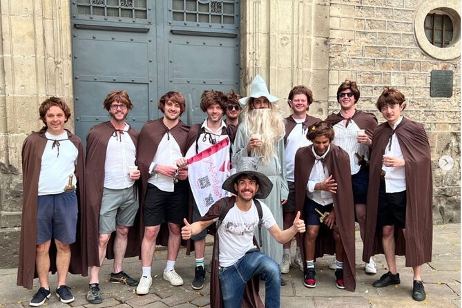 HistARy: Guided tour of the Gothic Quarter with Augmented Reality - Plaça del Rei, royalty, and public executions