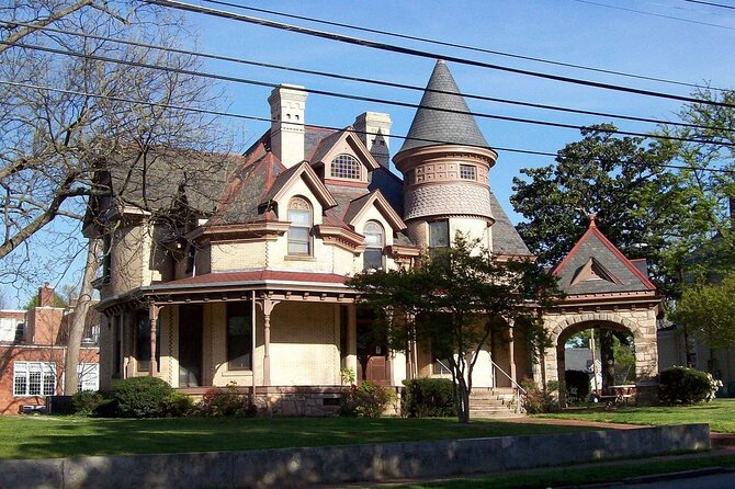 Historic Oakwood: History & Architecture Tour - Why Historic Oakwood works well as a one-hour walk