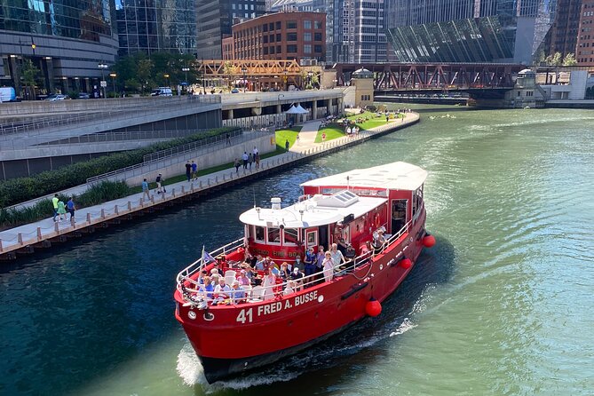 Historical and Architectural Chicago Fireboat River & Lake Cruise - Why this fireboat cruise feels different