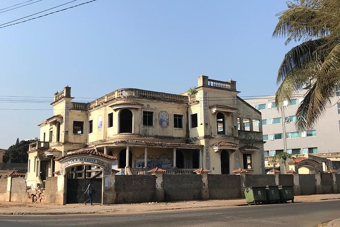 Indispensable Maputo Art and Architecture Walking Tour - The Natural History Museum: 30 minutes of science and symbolism