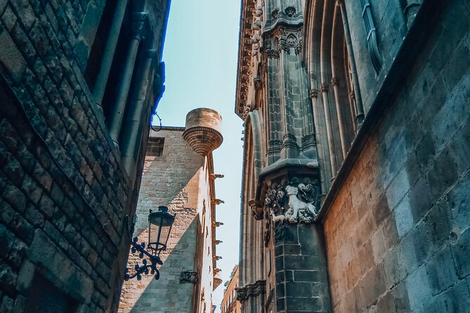 Introduction to Barcelona's Old Town Gothic Quarter Walking Tour - Two governments facing each other in Plaça de Sant Jaume