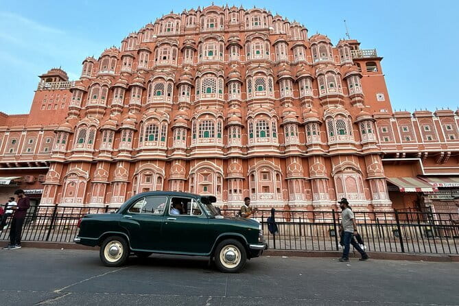 Jaipur City Heritage and Architecture Tour - Hawa Mahal and Jantar Mantar in the Old City