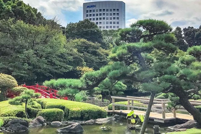Japanese Garden & Western Architecture: Akasaka exploration tour - Why Akasaka makes a good break from central Tokyo