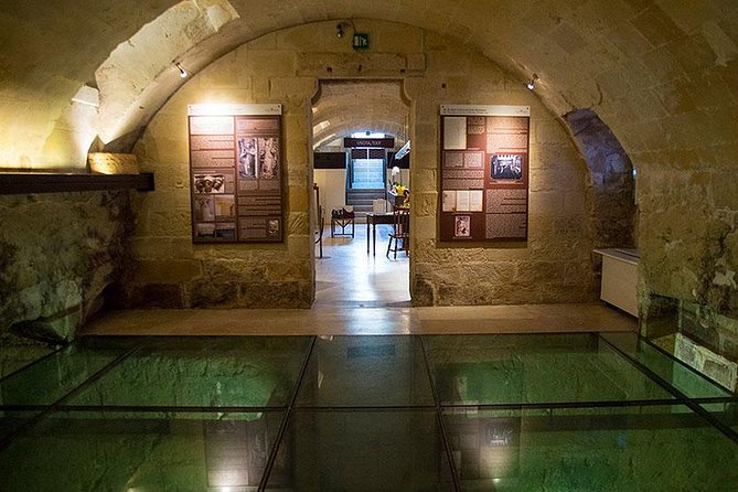 Lecce: Baroque and Underground Tour - Private Tour - Sant’Oronzo Square and the Roman amphitheater