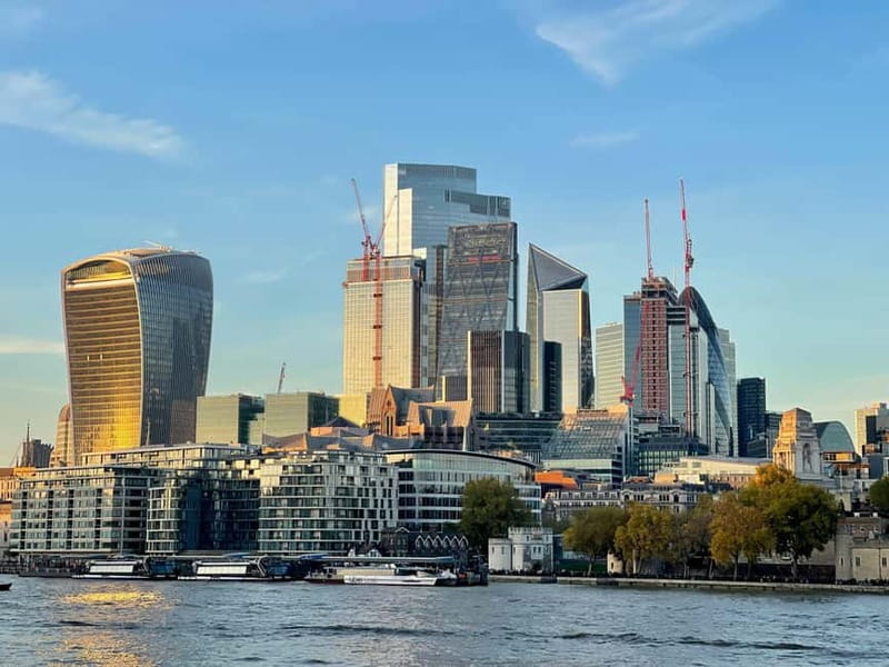 London: Modern Architecture & Building Guided Walking Tour - The Shard and the changing riverfront
