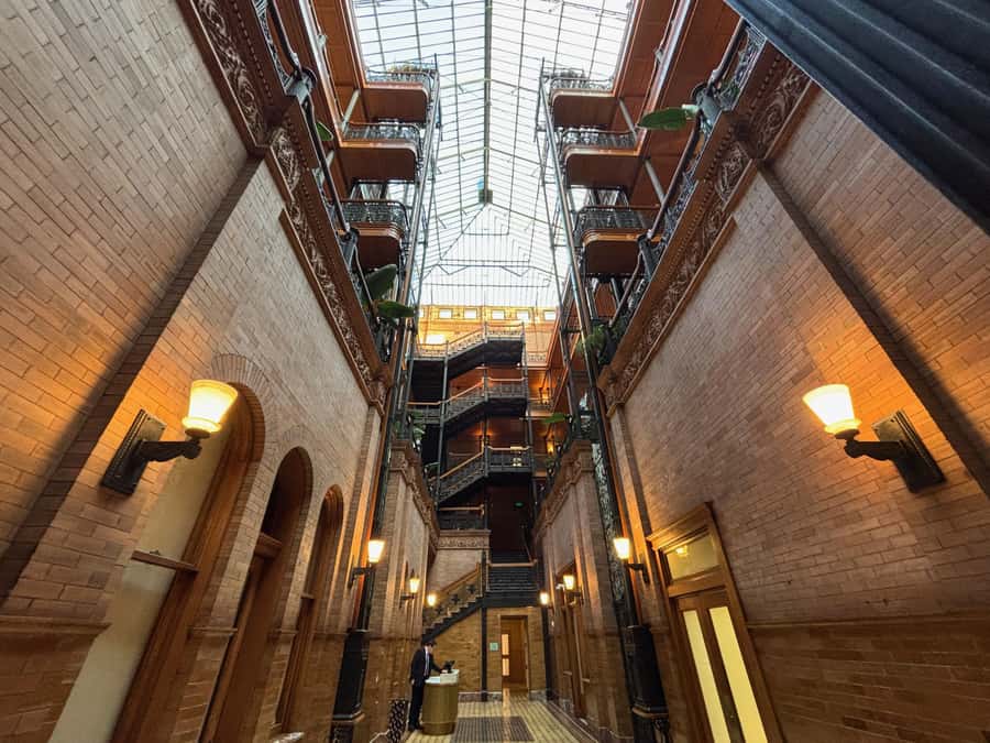 Los Angeles: Downtown History & Architecture Walking Tour - Angels Flight and the rise of Bunker Hill