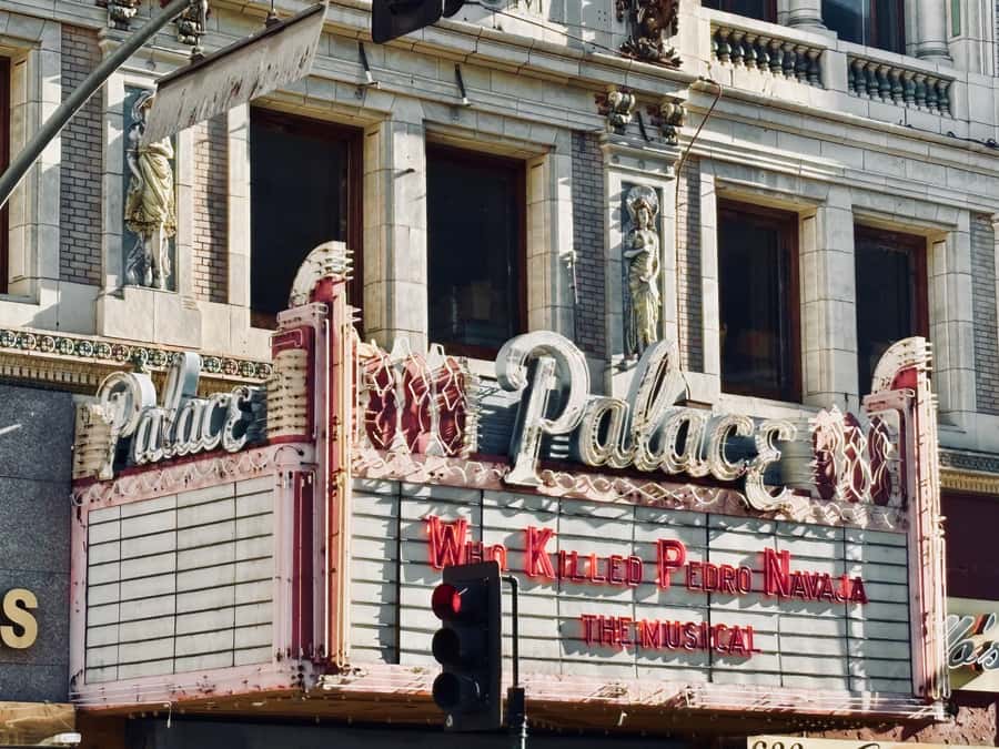Los Angeles: Downtown History & Architecture Walking Tour - The Last Bookstore and the creative side of DTLA