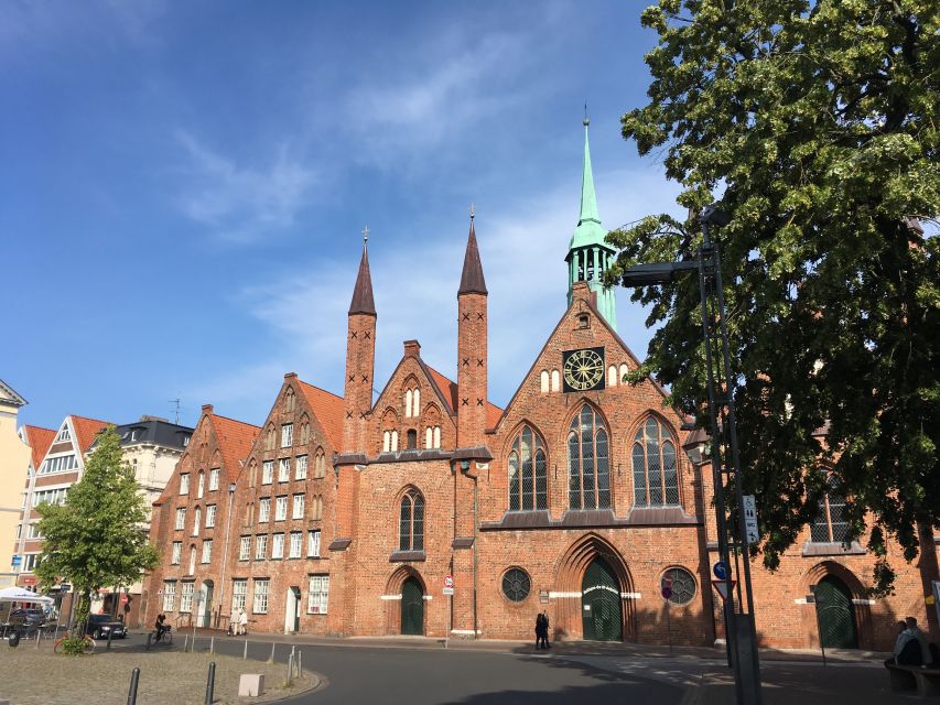 Lübeck: Architecture and Local Craft Private Guided Tour - Key points to know