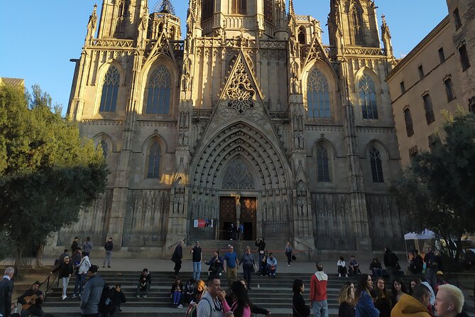 Luca’s Hidden Old Barcelona: the Gothic and El Born Tour - Plaça de Sant Jaume, where Barcelona’s power gathers