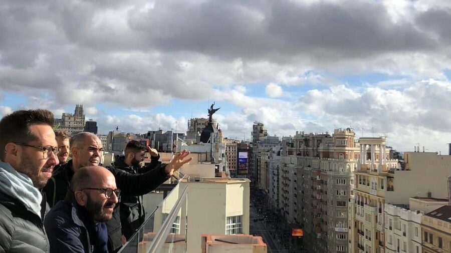 Madrid: Gran Vía Rooftops and Architecture Tour - Finishing at Hotel Riu Plaza España