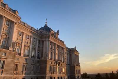 Madrid Historic with an architect : Arabs, Austrias and Bourbons