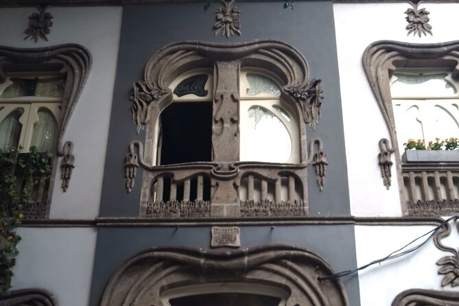 Mexico City origins and architecture: Art Nouveau, Deco,Eclectic - Palacio Nacional and Diego Rivera’s political walls