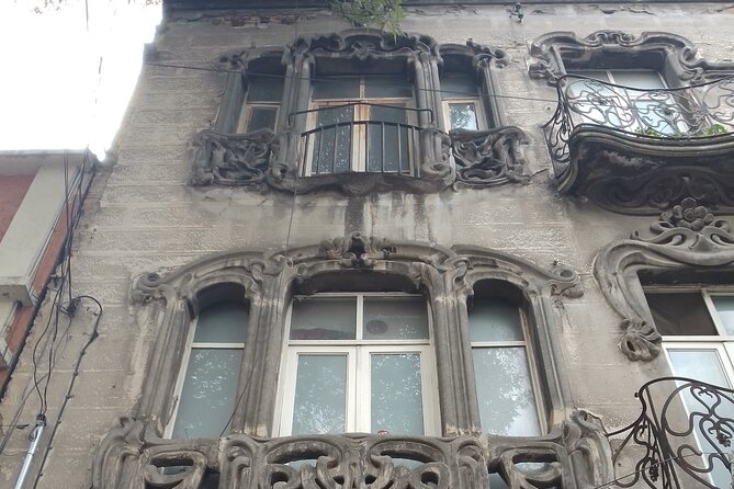 Mexico City origins and architecture: Art Nouveau, Deco,Eclectic - Templo Mayor and the remains of Mexico Tenochtitlan