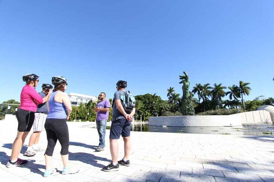 Miami: 2-Hour Art Deco Bike Tour - Flamingo Park, Lincoln Road, and quieter streets